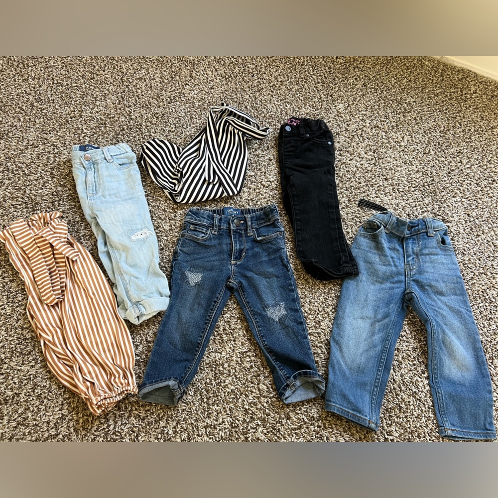 Bundle of 18-24M Jeans!!